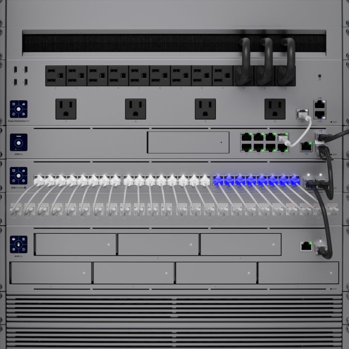 Ubiquiti MAX 24 PoE Switch