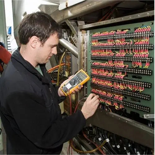 Fluke 77-IV Digital Multimeter