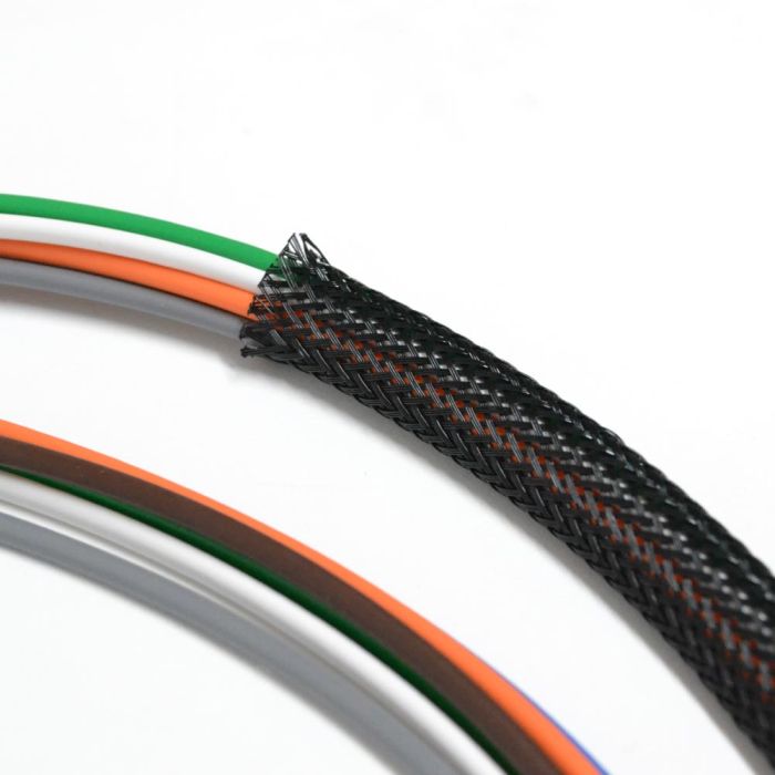 Cable Netting Expandable 3/8" Black (per foot)