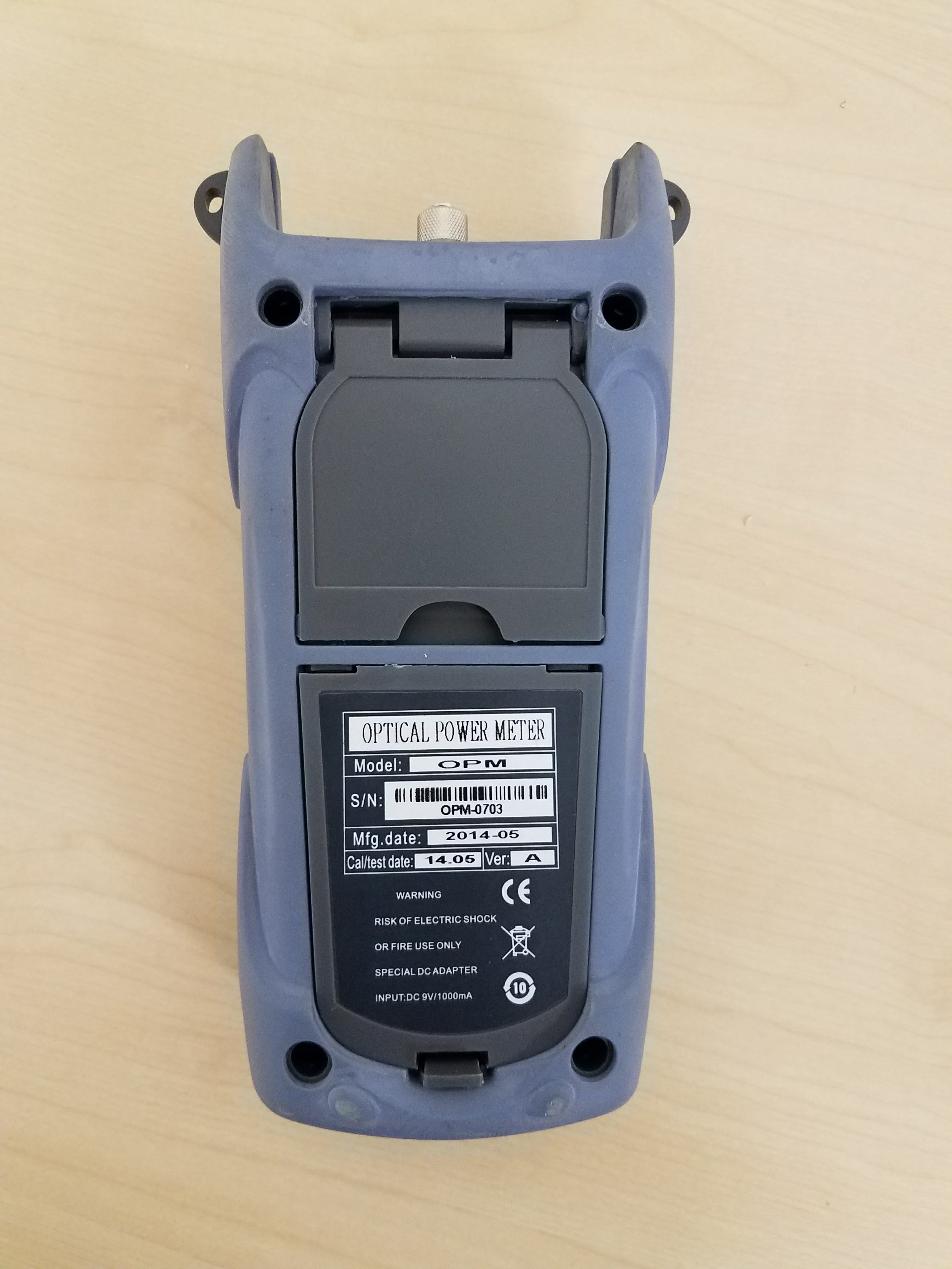 Hand Held Power Meter - 0.01 dB Resolution, Calibrated at 850/980/1300/1310/1490/1550/1625nm