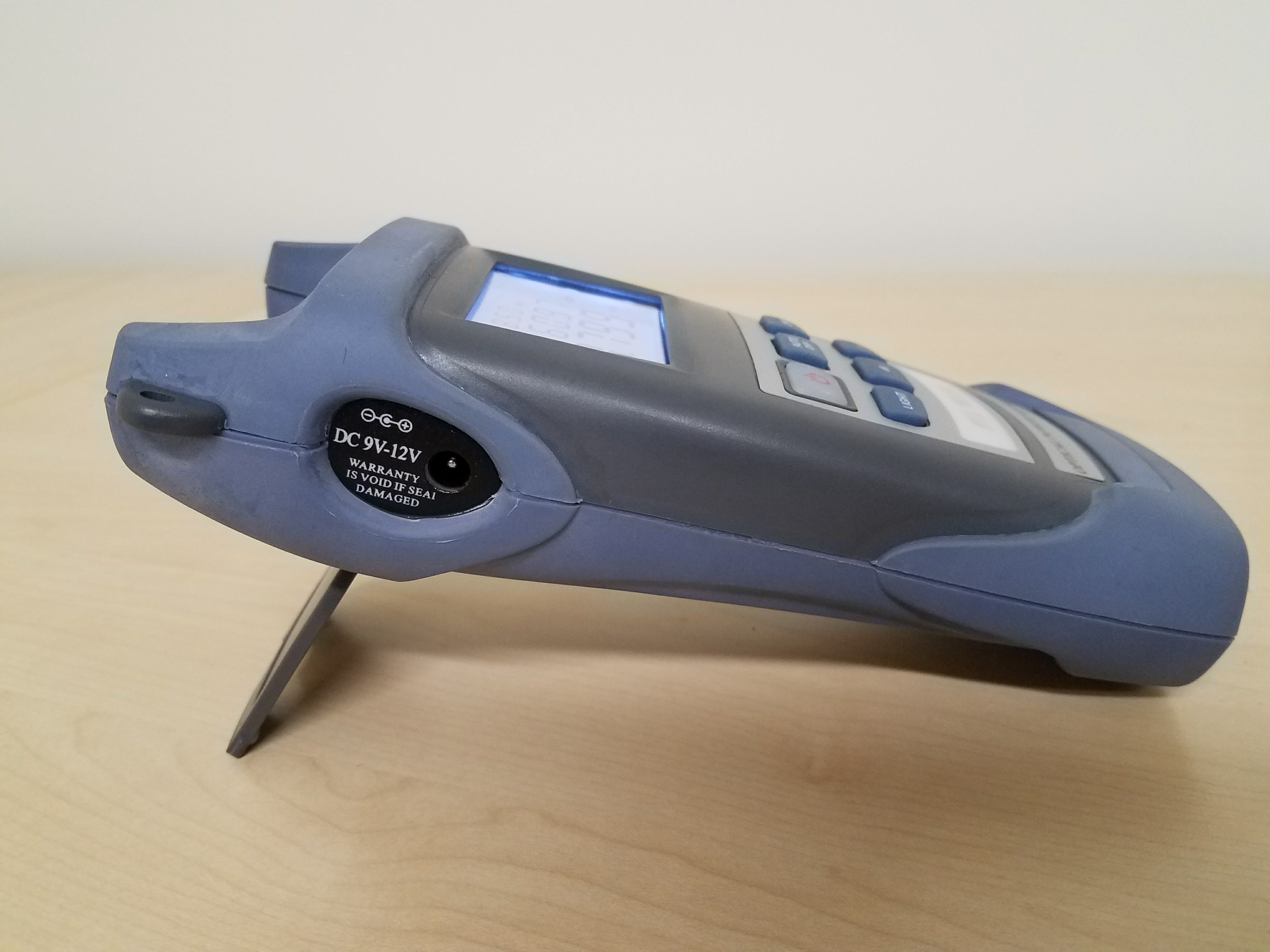 Hand Held Power Meter - 0.01 dB Resolution, Calibrated at 850/980/1300/1310/1490/1550/1625nm