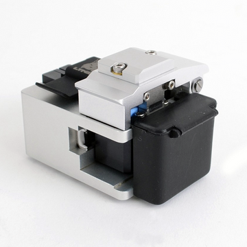 LYNX Precision Fiber Optic Cleaver with Fiber Basket