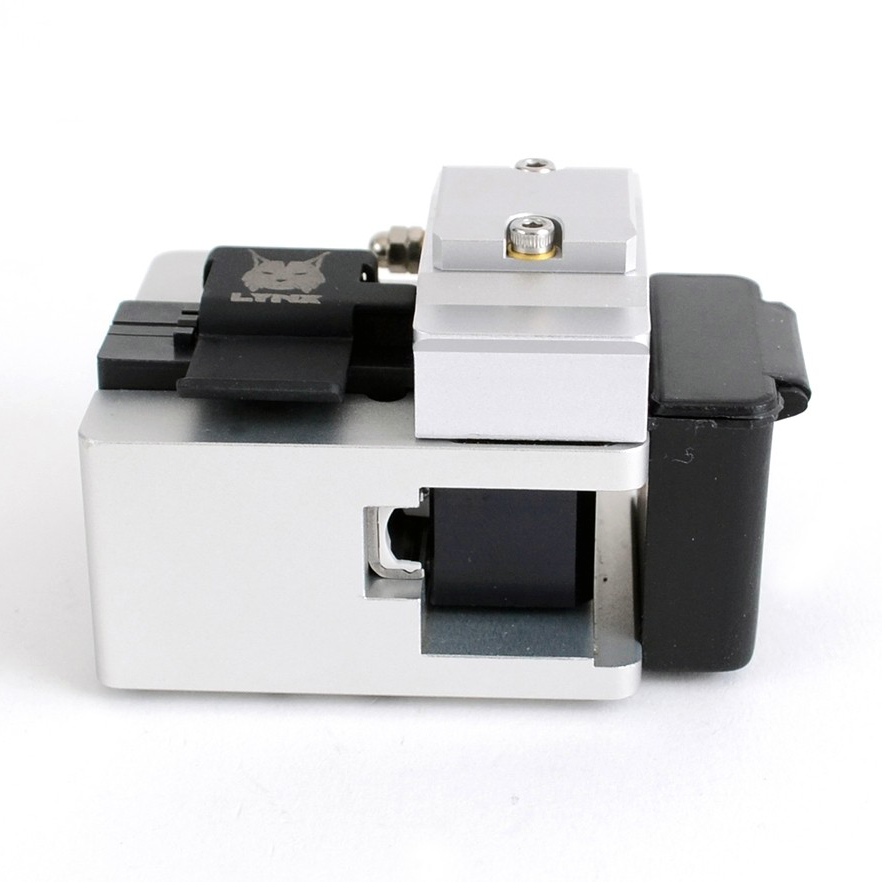 LYNX Precision Fiber Optic Cleaver with Fiber Basket